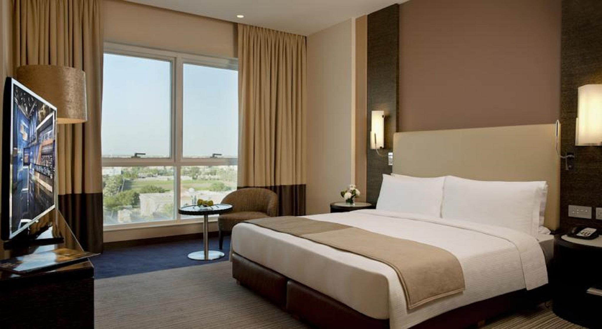 Four Points By Sheraton El Ayn Dış mekan fotoğraf A bedroom at the hotel