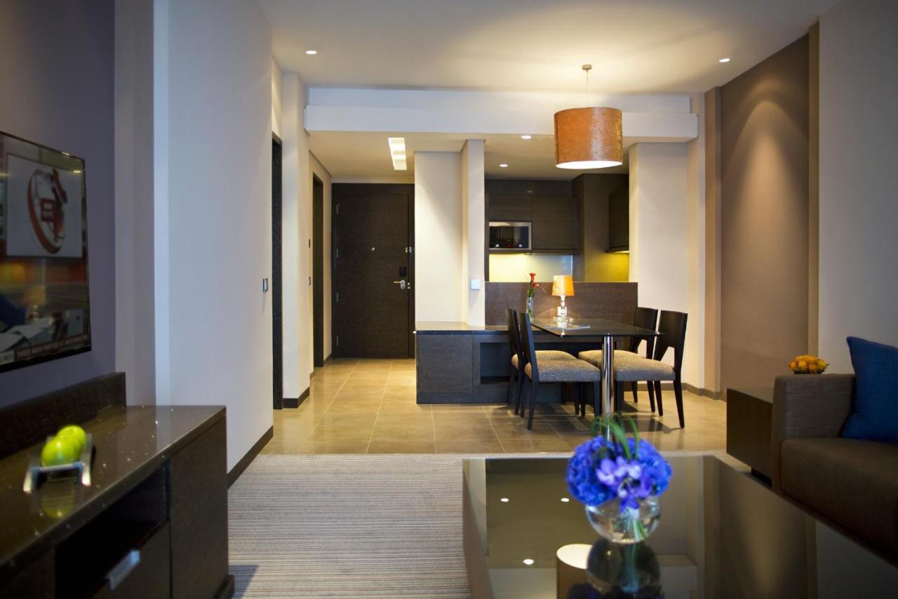Four Points By Sheraton El Ayn Dış mekan fotoğraf A typical apartment interior